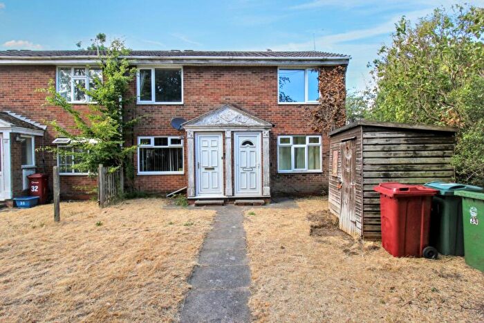 2 Bedroom Apartment For Sale In Wilkie Close, Scunthorpe, South Humberside, DN15