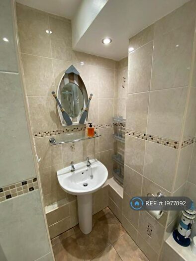 1 Bedroom Penthouse To Rent In Marine Parade, Worthing, BN11