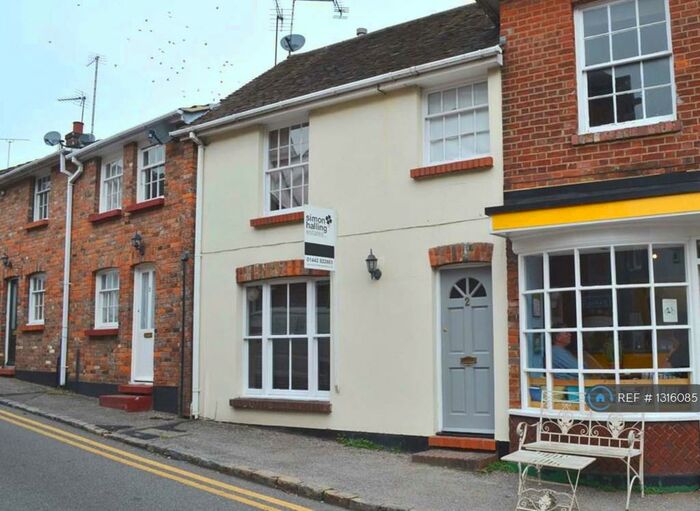 3 Bedroom Terraced House To Rent In Parsonage Place, Tring, HP23