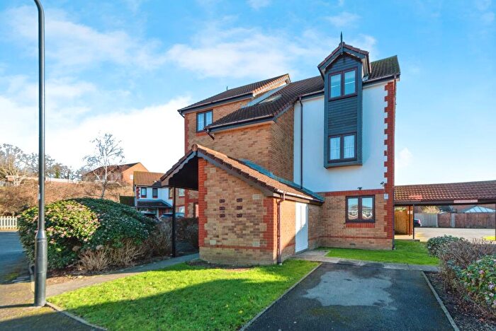 1 Bedroom Flat For Sale In Hulton Close, Southampton, Hampshire, SO19