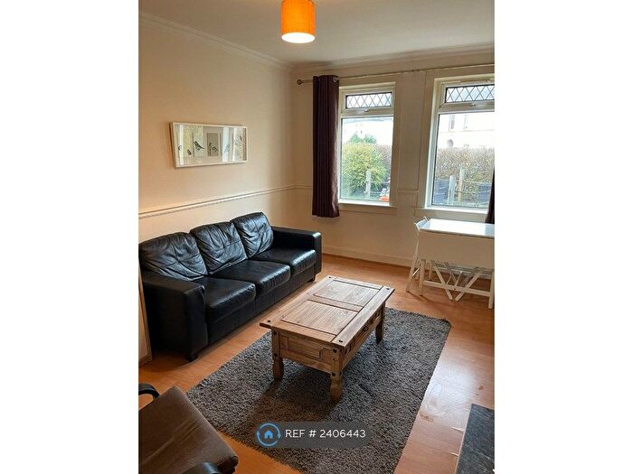 2 Bedroom Flat To Rent In Stenhouse Cottages, Edinburgh, EH11