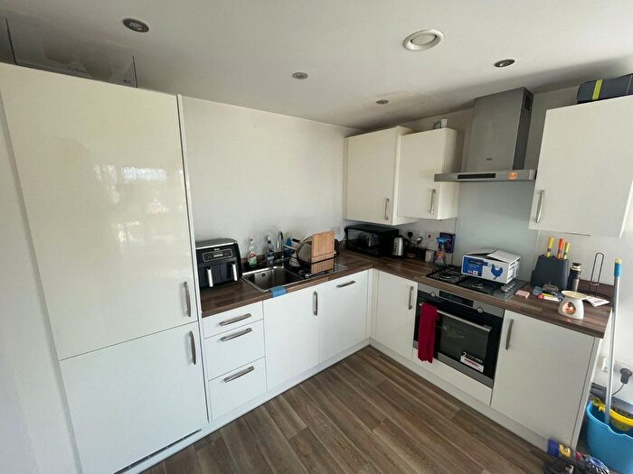1 Bedroom Flat To Rent In Cadbury House, St. Lukes Road, Birmingham, West Midlands, B5