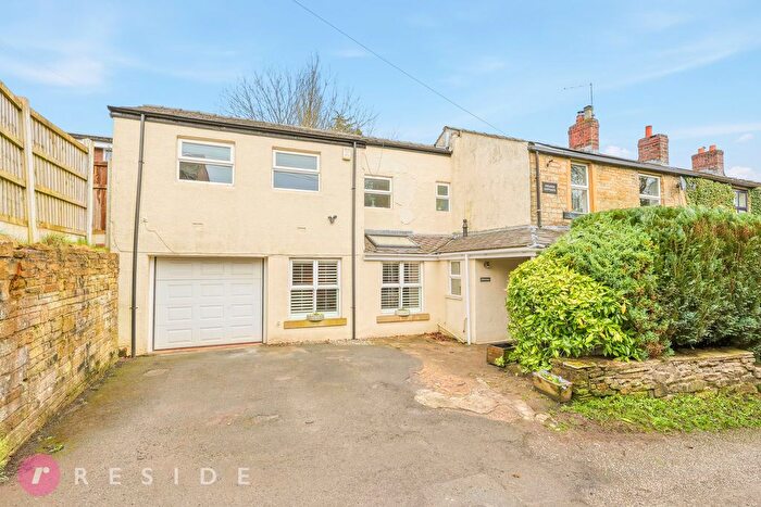 4 Bedroom Semi Detached House For Sale In Oulder Hill, Bamford, Rochdale, OL11