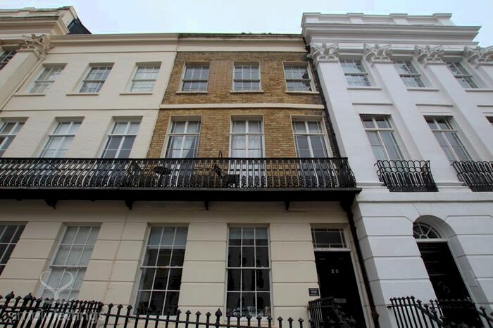 1 Bedroom Flat To Rent In Portland Place, Brighton BN2