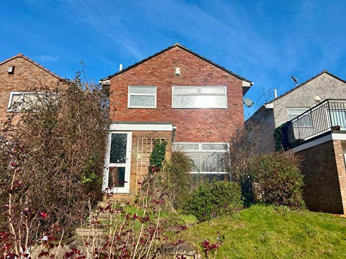 3 Bedroom Detached House For Sale In Malvern Drive, Bristol, BS30