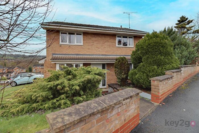 4 Bedroom Detached House For Sale In Stoneacre Avenue, Hackenthorpe, Sheffield, S12