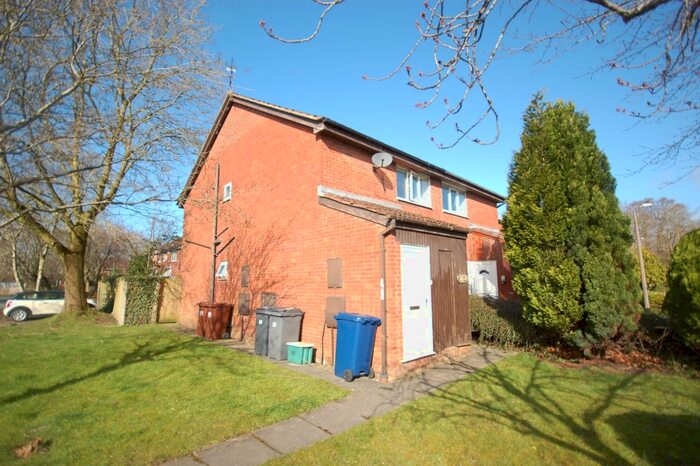 1 Bedroom Flat To Rent In Marsh Way, Penwortham, Preston, PR1