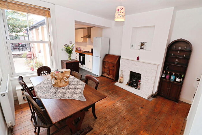 2 Bedroom Semi-Detached House For Sale In Victoria Road, Emsworth, PO10