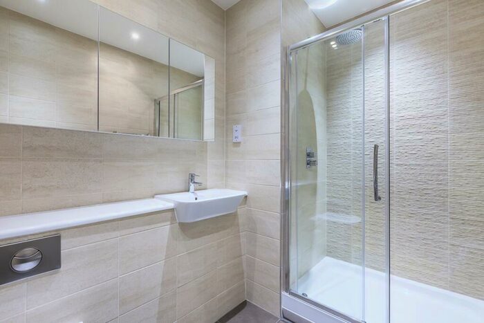 Apartment To Rent In Lighterman Point, E14