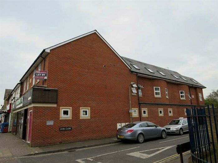 4 Bedroom Flat To Rent In Cowley Road, Oxford, Oxford, OX4