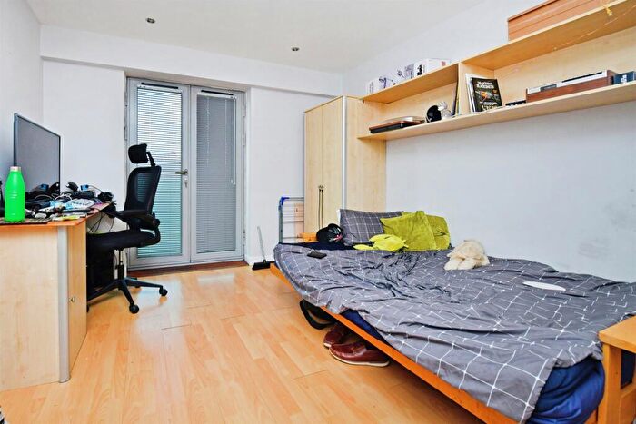 Studio For Sale In Regent Street, Plymouth, PL4