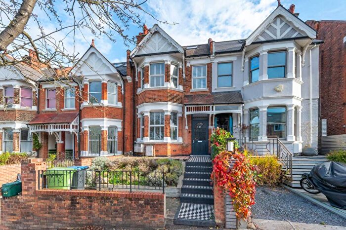 5 Bedroom Semi Detached House For Sale In Chambers Lane, Willesden Green, London, NW10