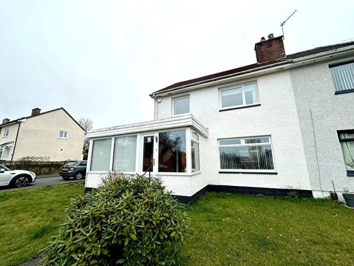 3 Bedroom Flat To Rent In Mid Park, East Kilbride, G75