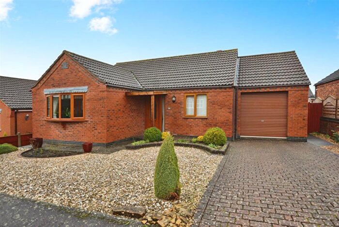 2 Bedroom Detached Bungalow For Sale In Elizabeth Close, Scotter, Gainsborough, DN21