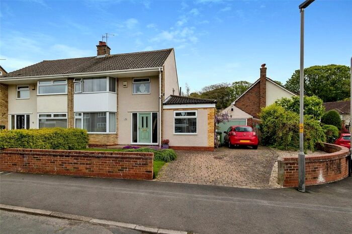 3 Bedroom Semi-Detached House For Sale In Roseberry Crescent, Great Ayton, TS9