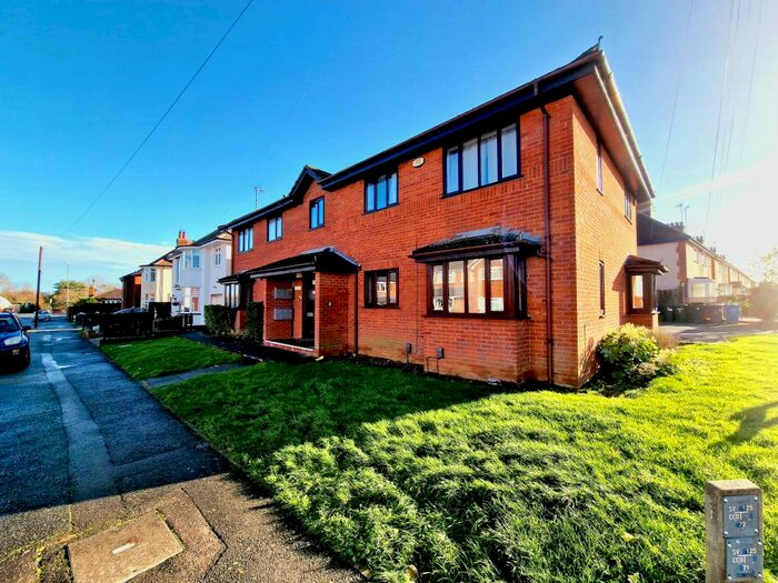 1 Bedroom Ground Flat To Rent In Nunnery Avenue, Rothwell, Kettering, NN14