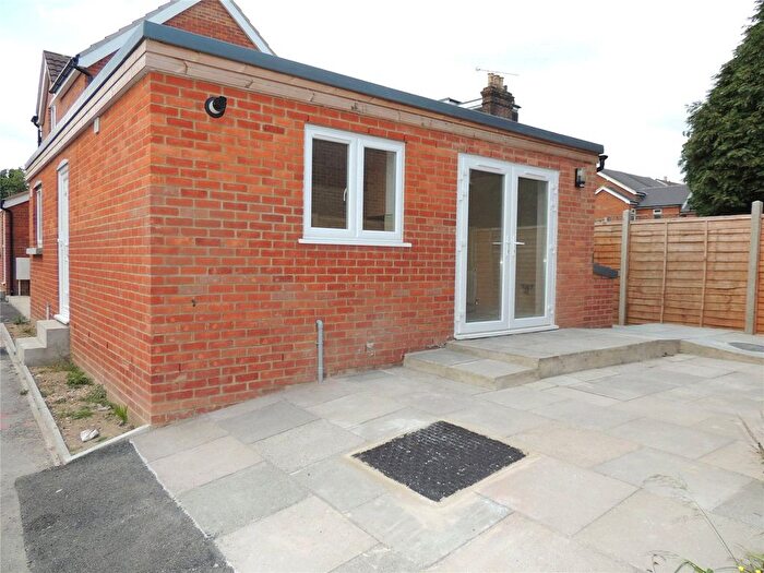 2 Bedroom Flat To Rent In Nutfield Road, Merstham, Redhill, Surrey, RH1