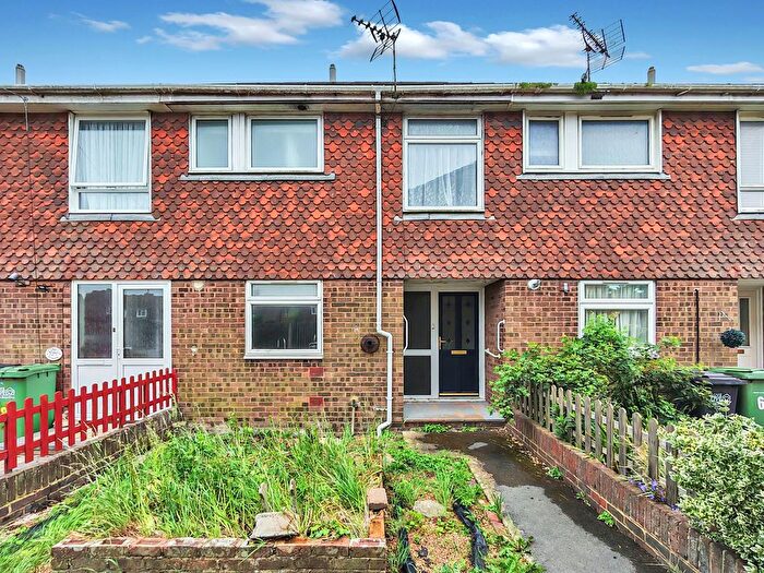 3 Bedroom Terraced House For Sale In Bankside, Rye, TN31