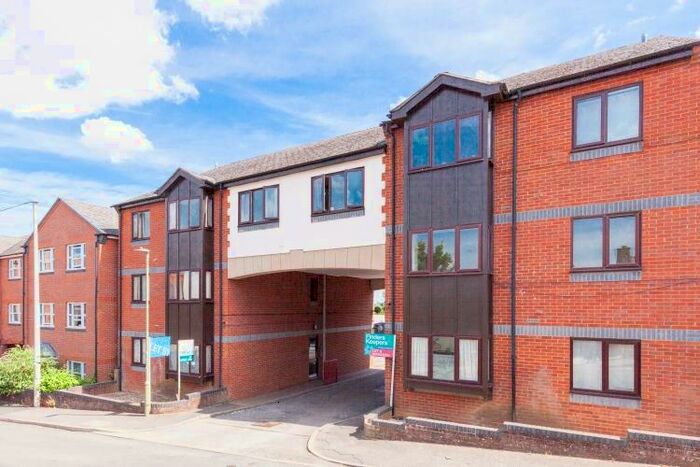 1 Bedroom Flat To Rent In Cameron Court, Banbury, OX16