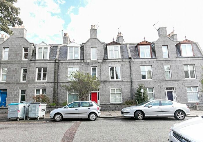 1 Bedroom Flat To Rent In Richmond Terrace, Top Floor Right, Aberdeen, AB25