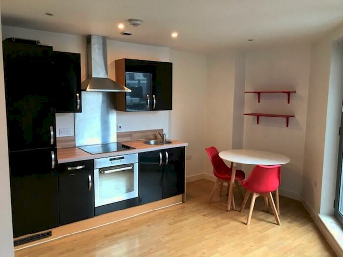 2 Bedroom Apartment To Rent In Echo Central, LS9