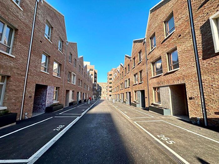 3 Bedroom House To Rent In Hume Terrace, Barking, IG11