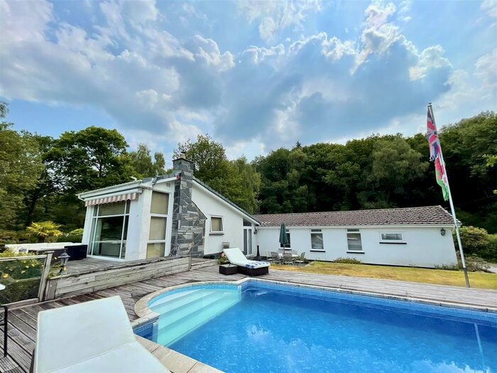 3 Bedroom Detached Bungalow For Sale In Furnace, Machynlleth, SY20