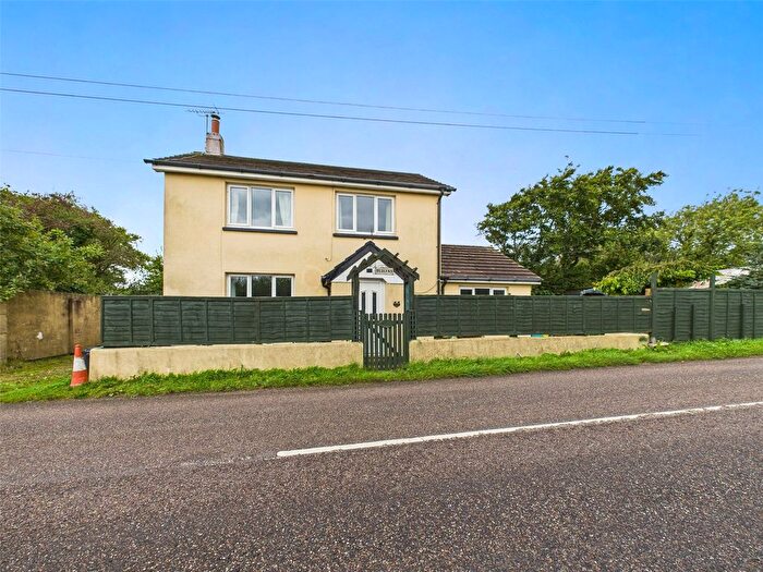 2 Bedroom Detached House For Sale In Chilsworthy, Holsworthy, Devon, EX22