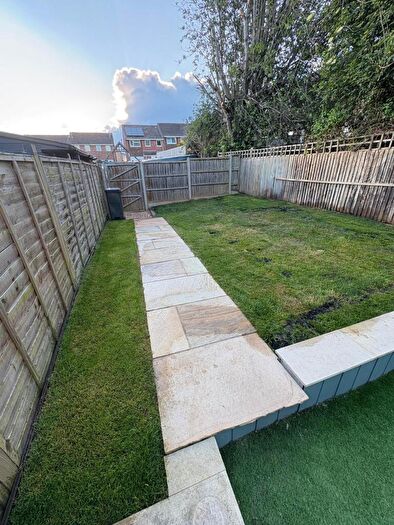 2 Bedroom End Of Terrace House To Rent In Runnymede Road, Yeovil, BA21