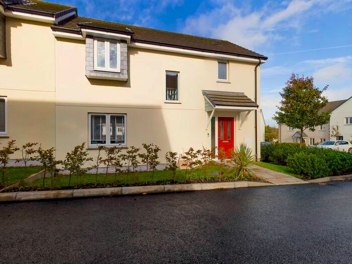3 Bedroom Property To Rent In Briggan Close, Scorrier, Redruth, TR16