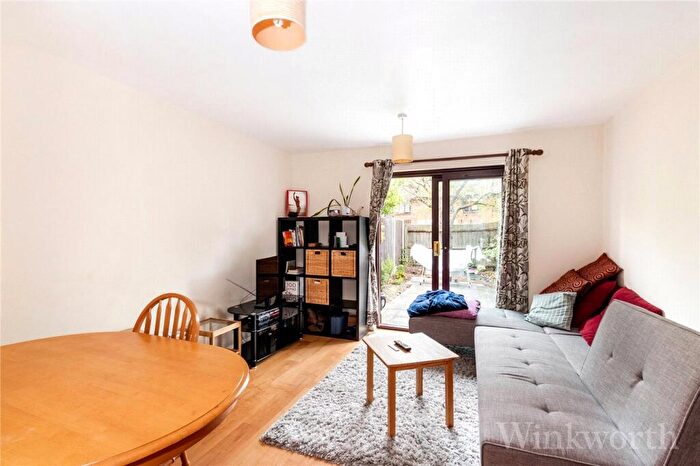 2 Bedroom Terraced House To Rent In Southerngate Way, London, SE14
