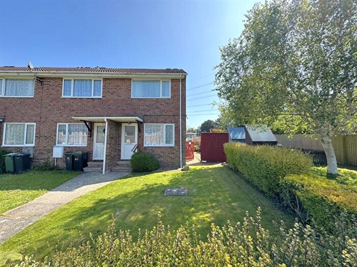 2 Bedroom End Of Terrace House For Sale In Camedown Close, Broadwey, DT3
