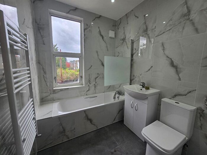 1 Bedroom Flat To Rent In Lonsdale Road, South Norwood, London, SE25