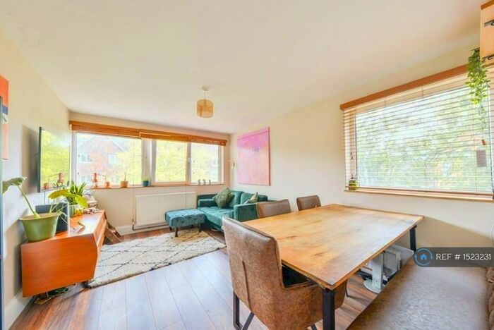 1 Bedroom Flat To Rent In Lemsford Road, St. Albans, AL1