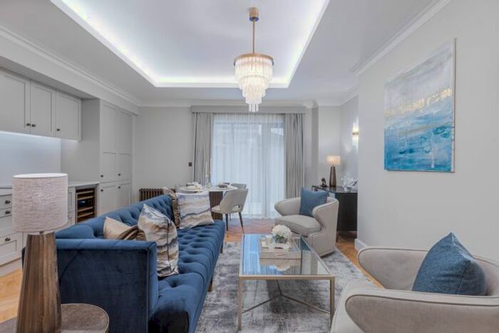 2 Bedroom Flat To Rent In Wimpole Street, London, W1G