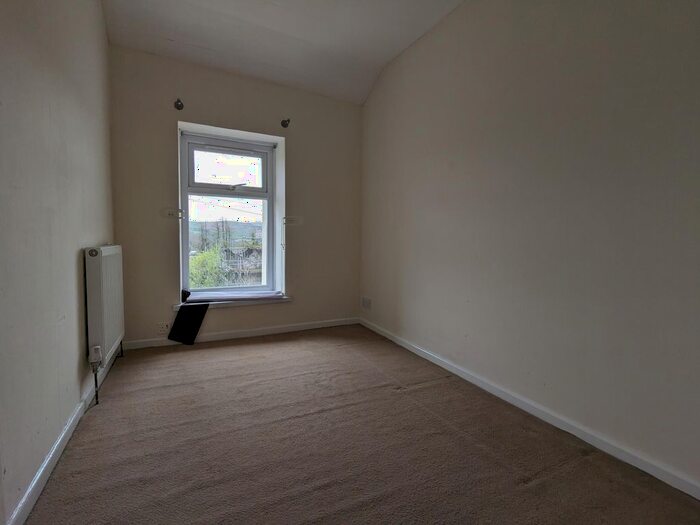 3 Bedroom End Of Terrace House For Sale In School Street, Tonyrefail, Porth, CF39