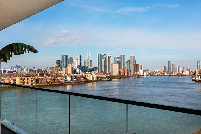 1 Bedroom Flat For Sale In Atlantic Point, Harrison Walk London, SE10