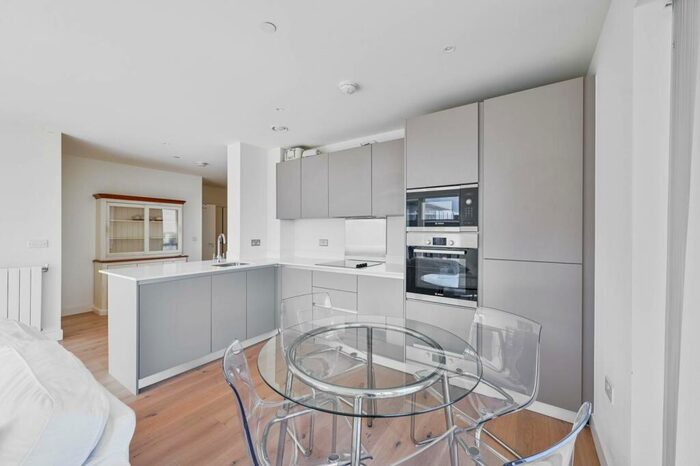 2 Bedroom Flat To Rent In Europa House, Woolwich Riverside, London, SE18