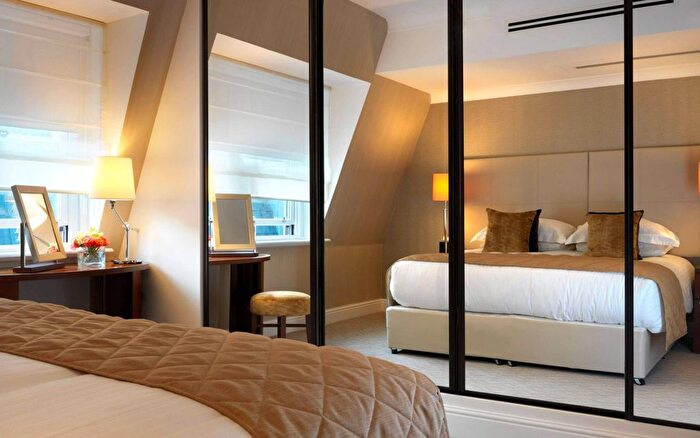 1 Bedroom Flat To Rent In Calico House C, Bow Lane, London, EC4M