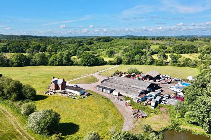 Detached House For Sale In Crendell, SP6