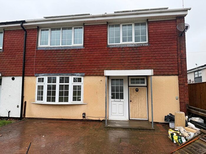 3 Bedroom Terraced House To Rent In Tintern Walk, Grimsby, DN37