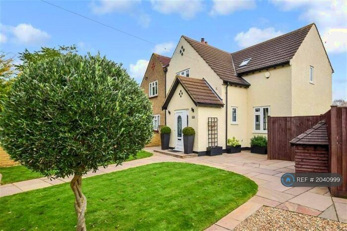 3 Bedroom Semi-Detached House To Rent In Gander Green Lane, Sutton, SM1