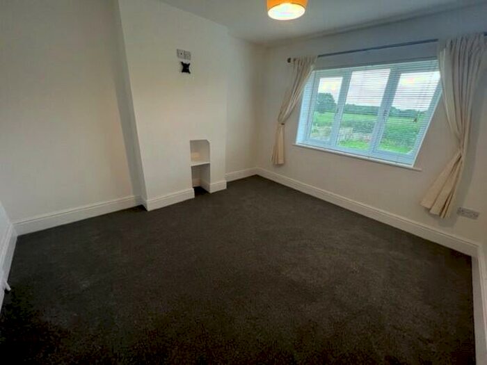 3 Bedroom Semi-Detached House To Rent In Miles-Knoll, Shellbrook, LE65