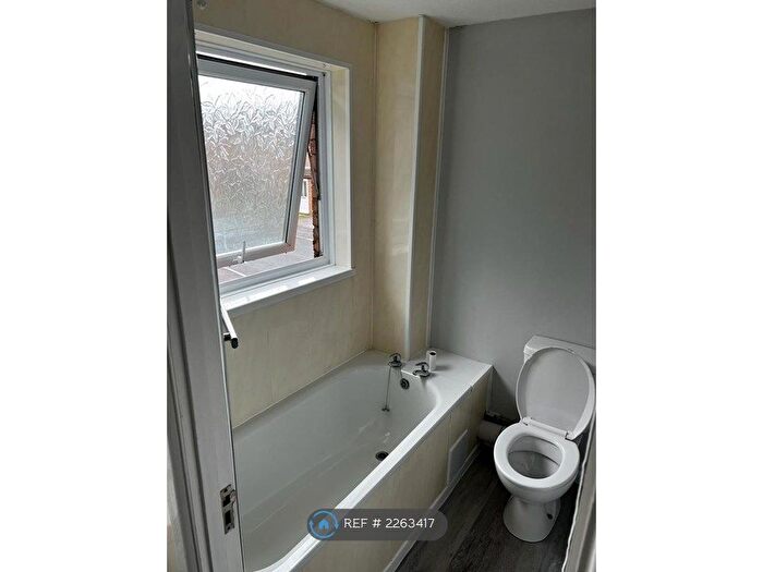 1 Bedroom Flat To Rent In Collingwood Avenue, Newport, NP19