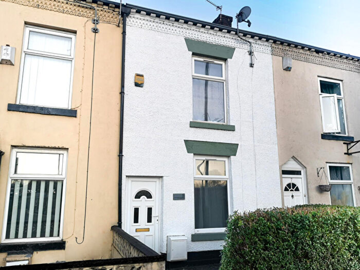 2 Bedroom Terraced House For Sale In Crescent Road, Bolton, Greater Manchester, BL3