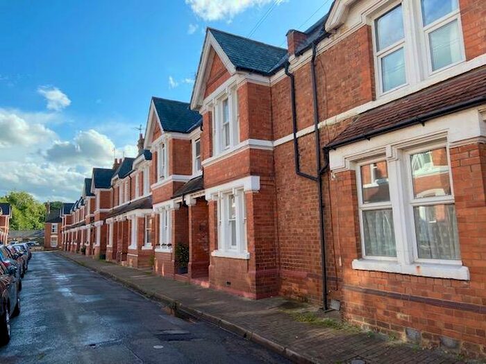 3 Bedroom House To Rent In York Road, Stony Stratford, Milton Keynes, MK11