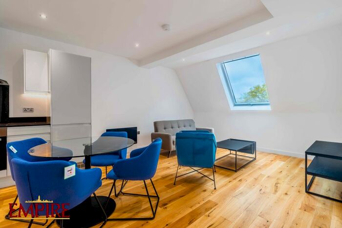 2 Bedroom Flat To Rent In New School House, Legge Lane, B1