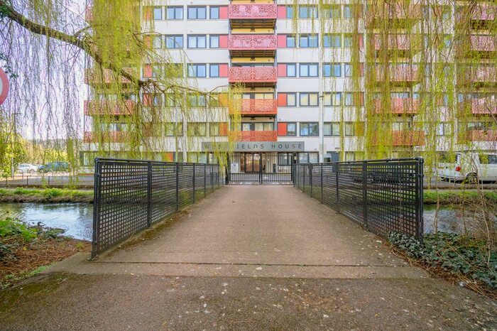 2 Bedroom Flat To Rent In London Road, High Wycombe HP11