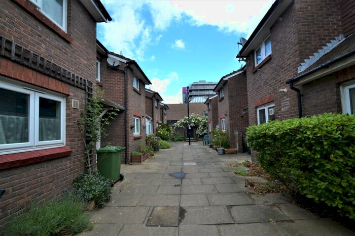 2 Bedroom Terraced House To Rent In Vaughan Williams Close, SE8