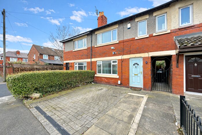 3 Bedroom Terraced House For Sale In Walnut Tree Road, Cheadle Heath, Stockport, SK3
